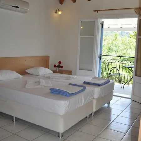 Apartahotel Marialena Village 3*