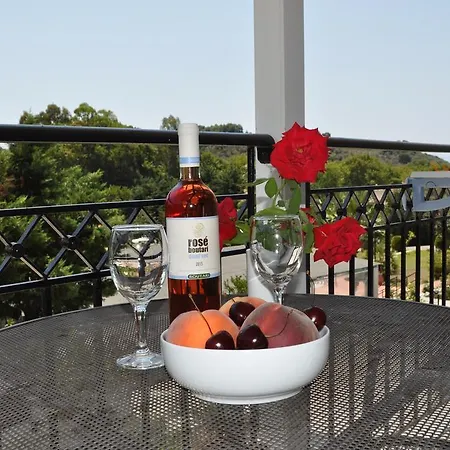 Marialena Village Aparthotel 3*