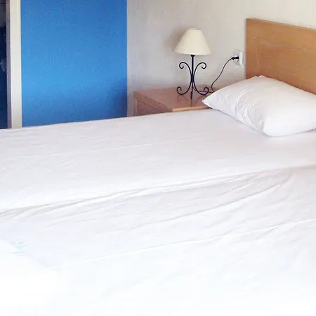 Apartahotel Marialena Village 3*
