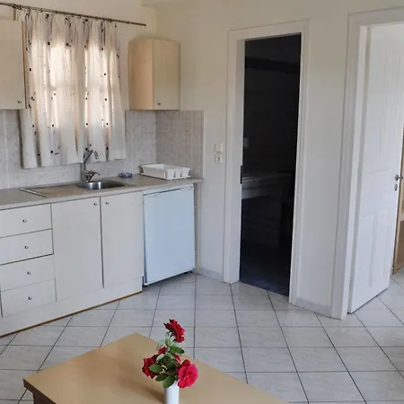 Marialena Village Apartahotel Platanias (Skiathos)