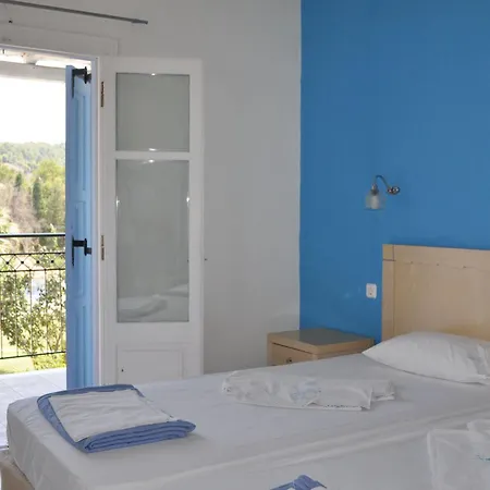 Apartahotel Marialena Village 3*