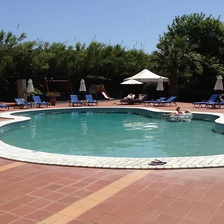 Apartahotel Marialena Village