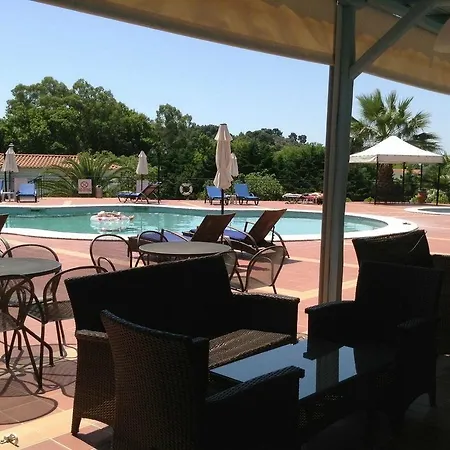 Apartahotel Marialena Village 3*